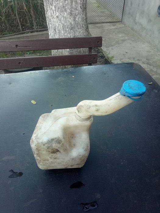 Бачок омывателя стекла омивач скла ауди Audi A6 C4 1996 4A9955453