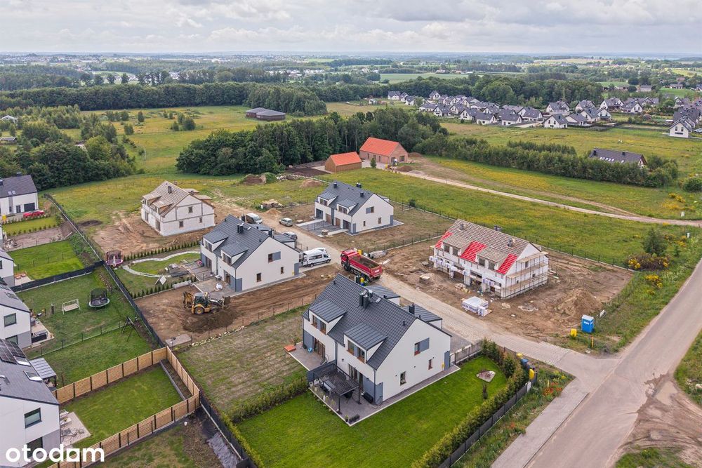 Domy w Warzenku, Duże działki, tenis, golf, konie