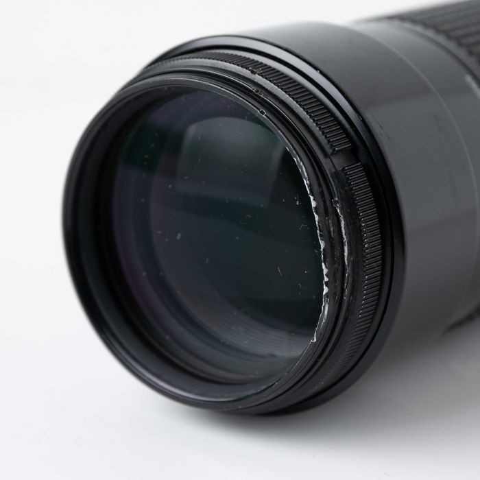 Objetiva Nikon 70-210 f4