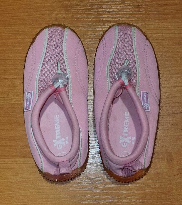 Dziewczęce buty do wody EXTREME SUB, stan BDB, r. 31 (dł. wkł. 19 cm)