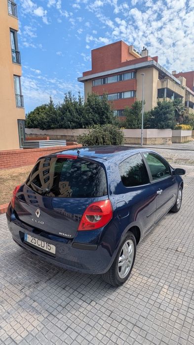 Renault Clio — fotografia 2
