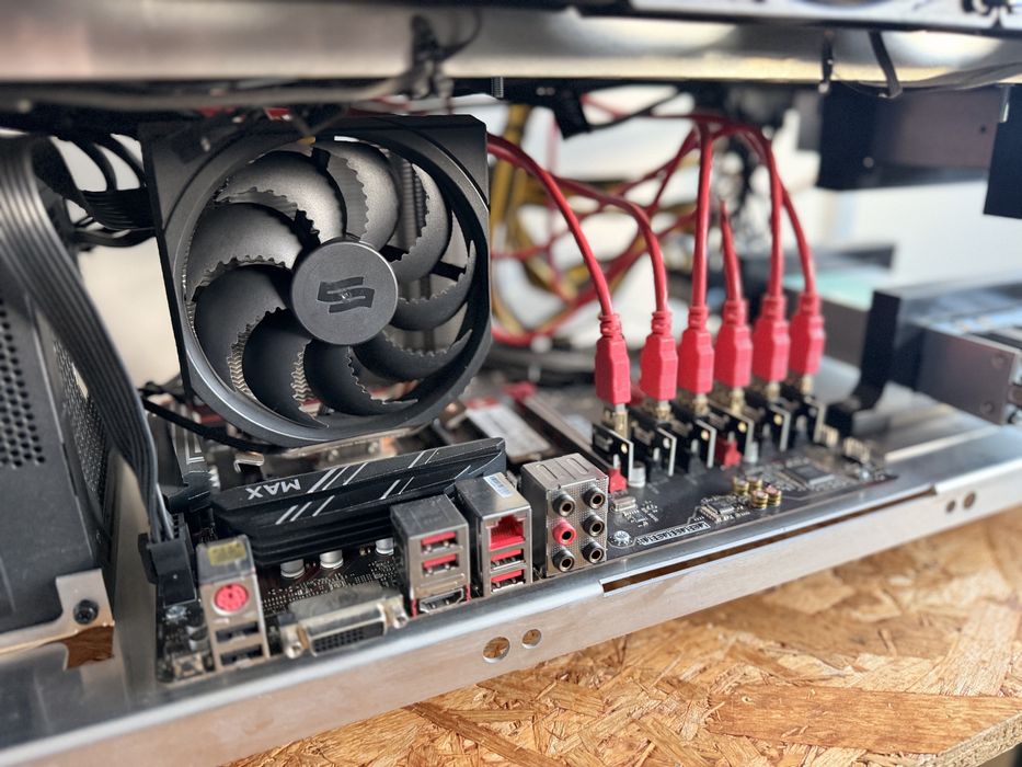 Koparka kryptowalut 6x RTX 3060 Ti 8GB - HiveOs, idealny stan