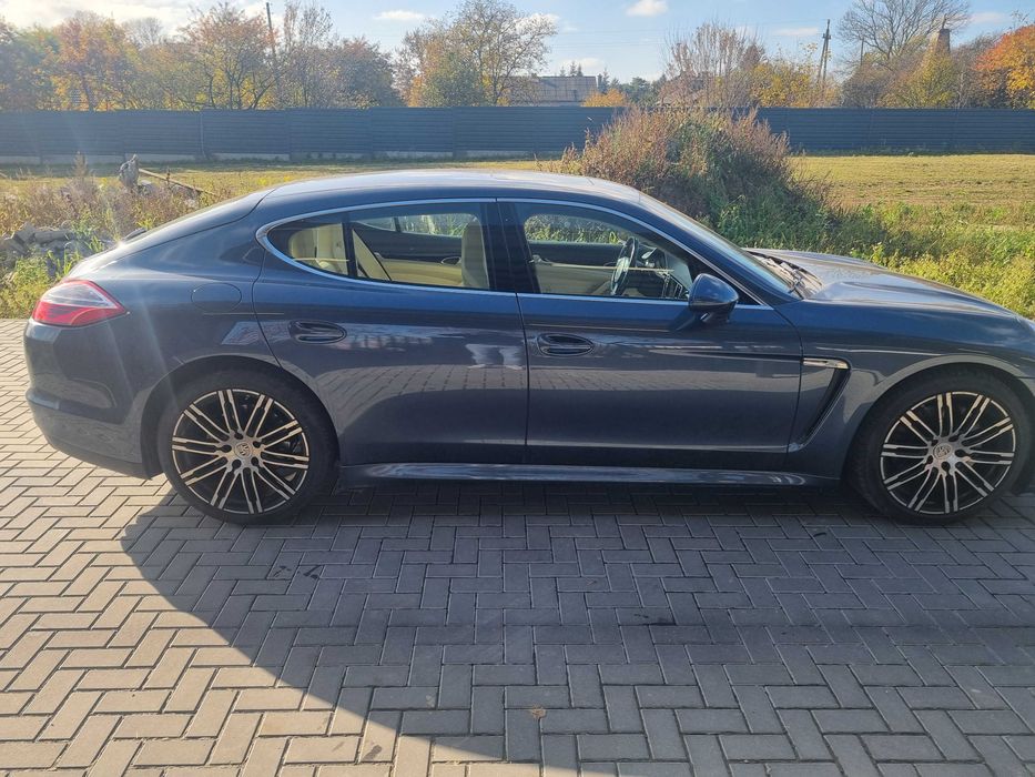 porsche panamera