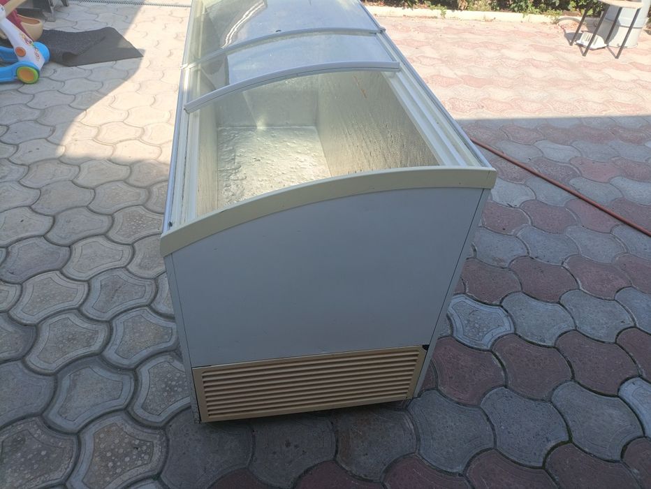 Продам морозильную камеру 430л