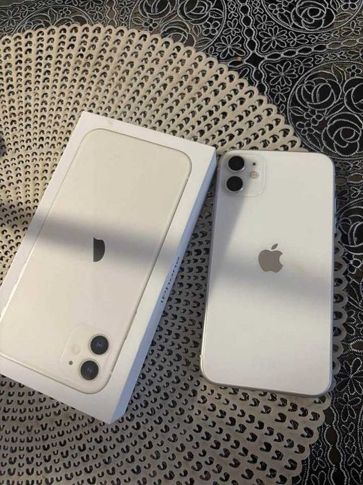 Apple iPhone 11 - biały - 75%