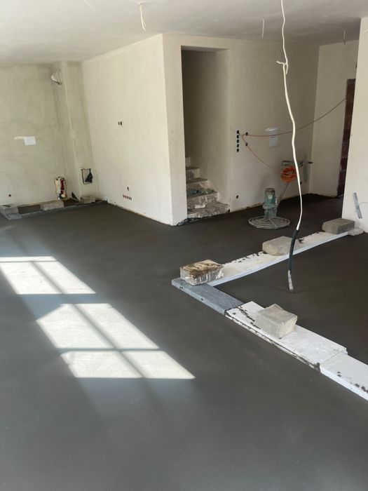 Posadzki wylewki cementowe z miksokreta styrobeton