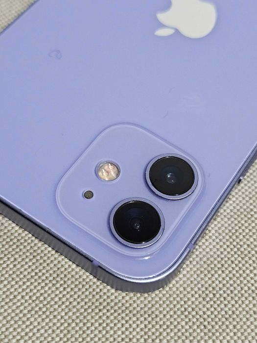 iphone 12 128Gb 77% Bateria.  Muito bom. Tudo de origem.