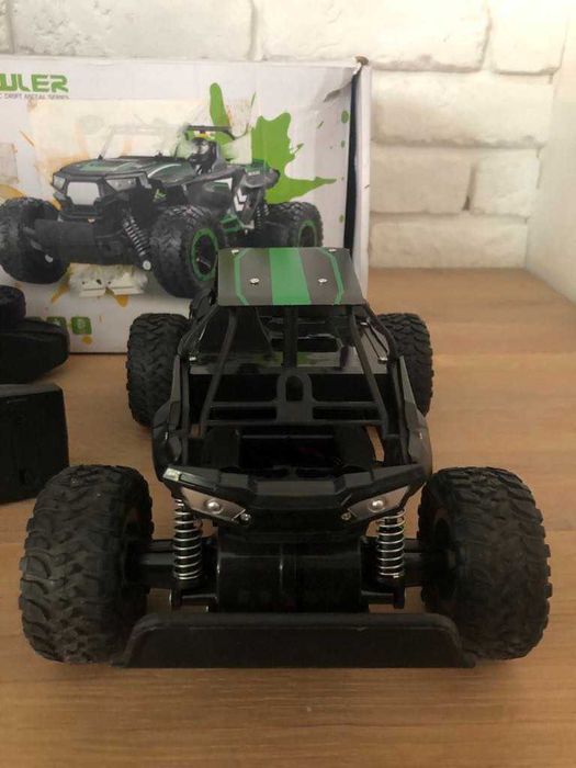 Zdalnie sterowany samochód 2,4 GHz BEZGAR Crawler RC