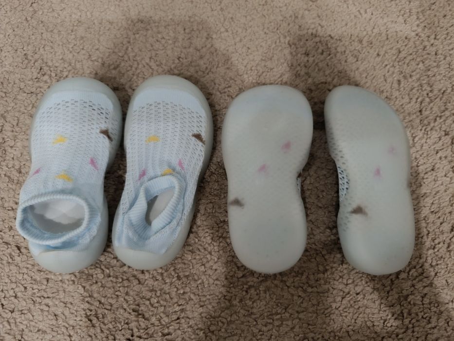 Тапочки для двійні двійнят близнят сандалі аквашузи