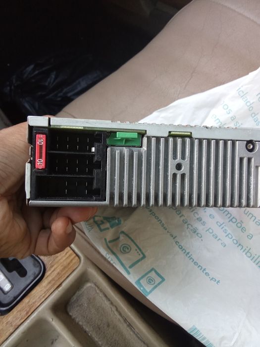 Radio CD original Mercedes Benz em bom estado