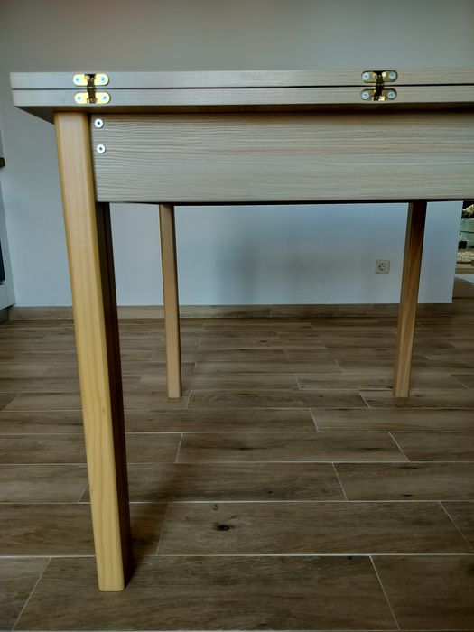 Mesa de cozinha desdobrável como nova