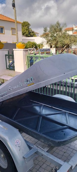 Mala para tejadilho da Norauto, Bermudes 420