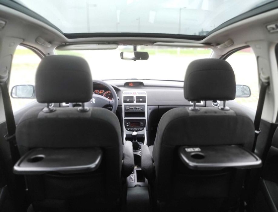 Peugeot 307 2.0 HDI (110 cv) – 7 Lugares – 2002