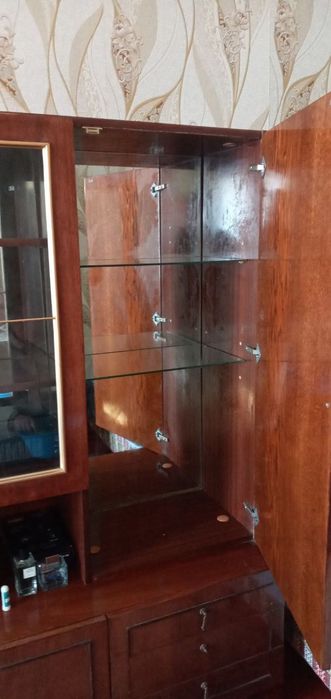 Сервант для посуды