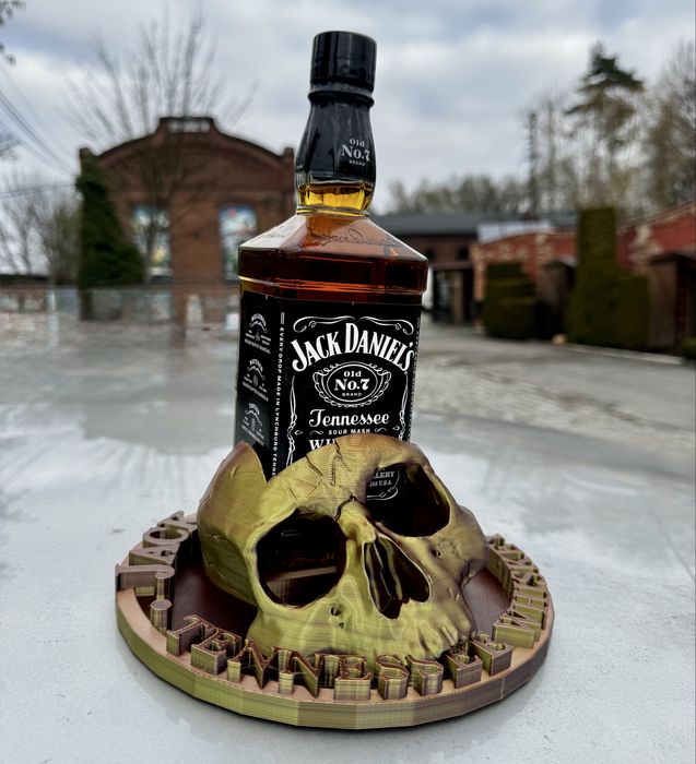 Stojak czaszka na butelkę Jack Daniels 0.7l / 1l -druk 3d kolor złoty