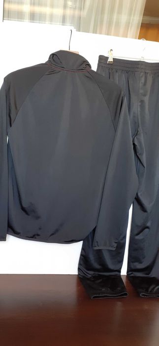 Новый детский спортивный костюм Adidas на 13-14 лет, черно-красный