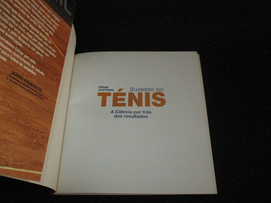 Livro Sucesso no Ténis Ciência por trás dos Resultados César Coutinho