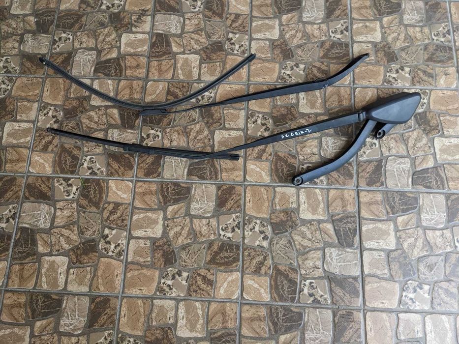 Продам склоочисників Сценік2