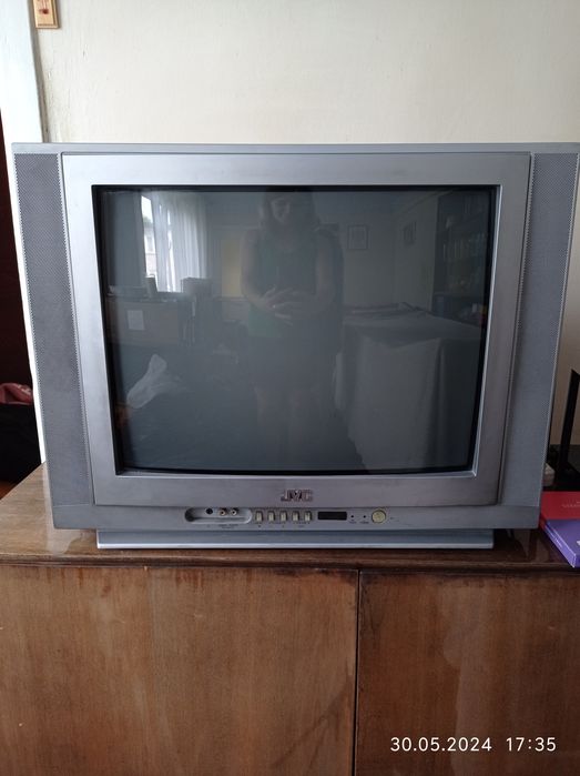 Продам телевізор JVC. Доставка по місту безкоштовна