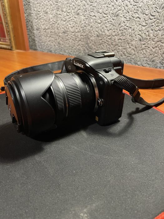 Panasonic Lumix G3 (16 Мп, Full HD)