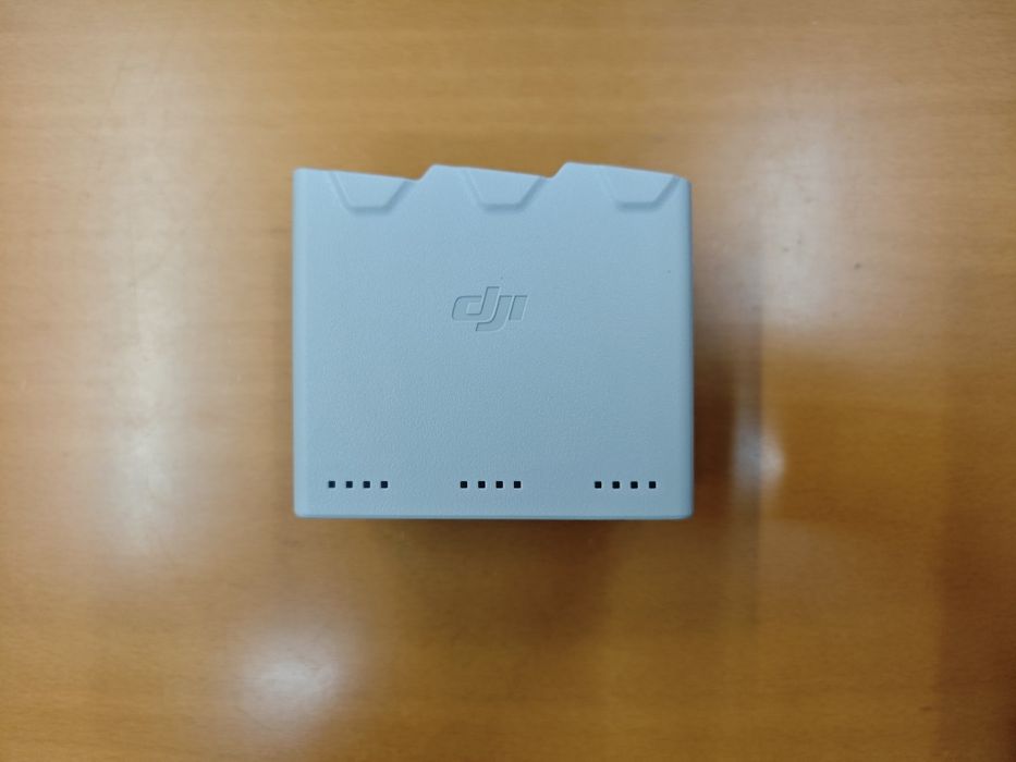 DJI Mini 3 com 3 baterias, RC e Mala de transporte