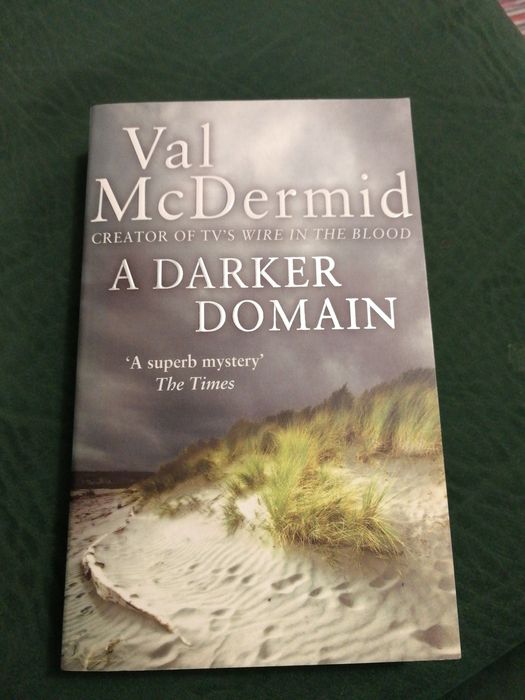 Book "A Darker Domain" by Val McDermid