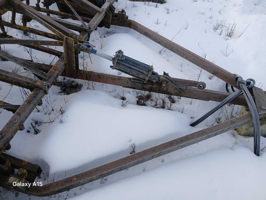 Продам культиватор.