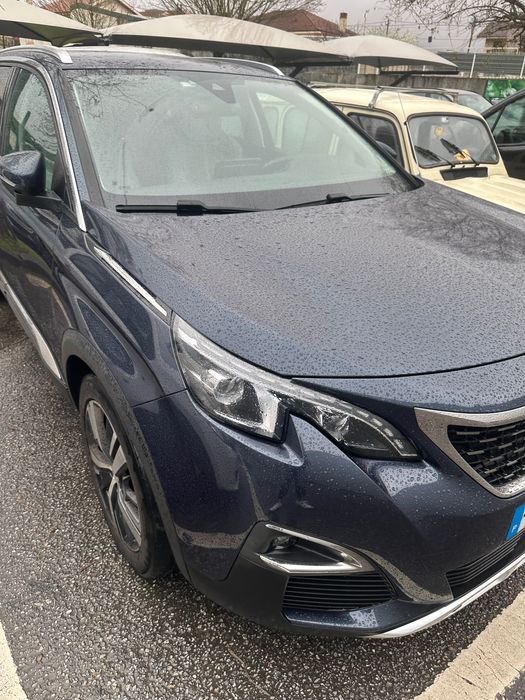Peugeot 5008 - 2019 7 Lugares