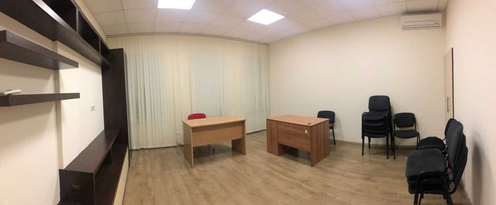 ІНТЕРНЕТ Є ЗАВЖДИ! Офіс 28 м2 на Подолі. Перший поверх. МЕТРО 7 хв.