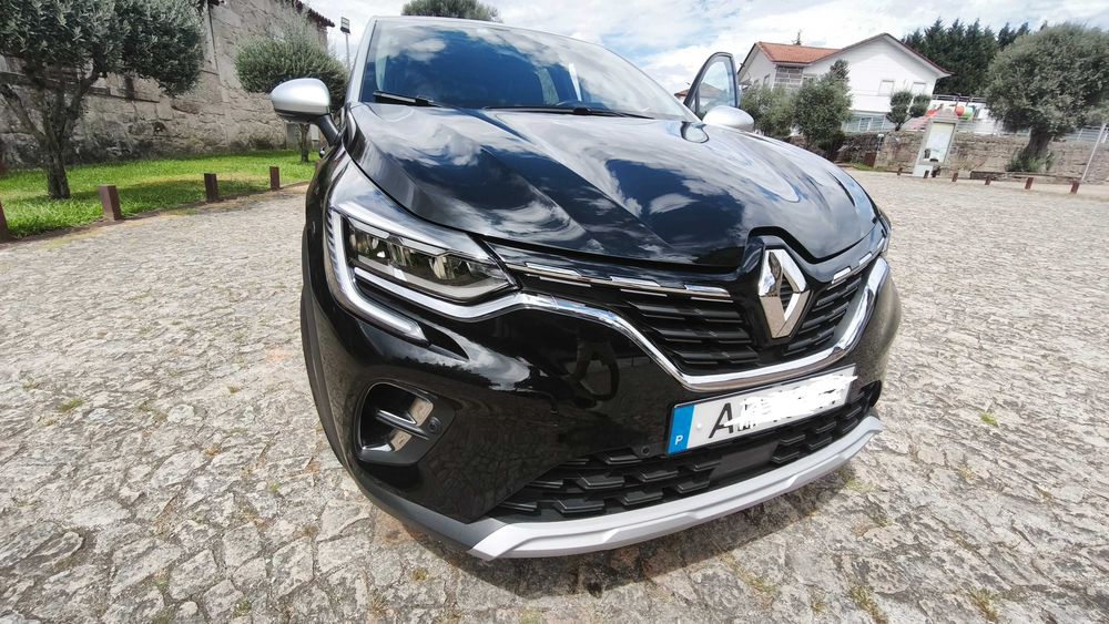 Captur 1.3 Exclusive caixa automática