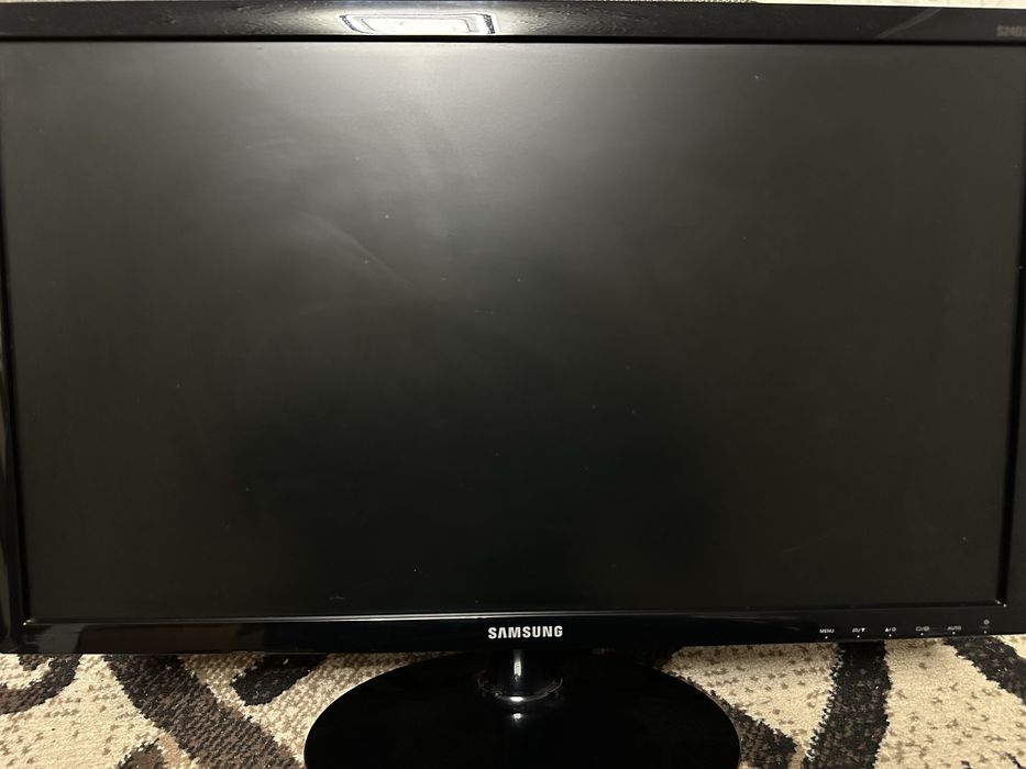 Монітор Samsung 24” LED S24D300HS / Full HD / HDMI