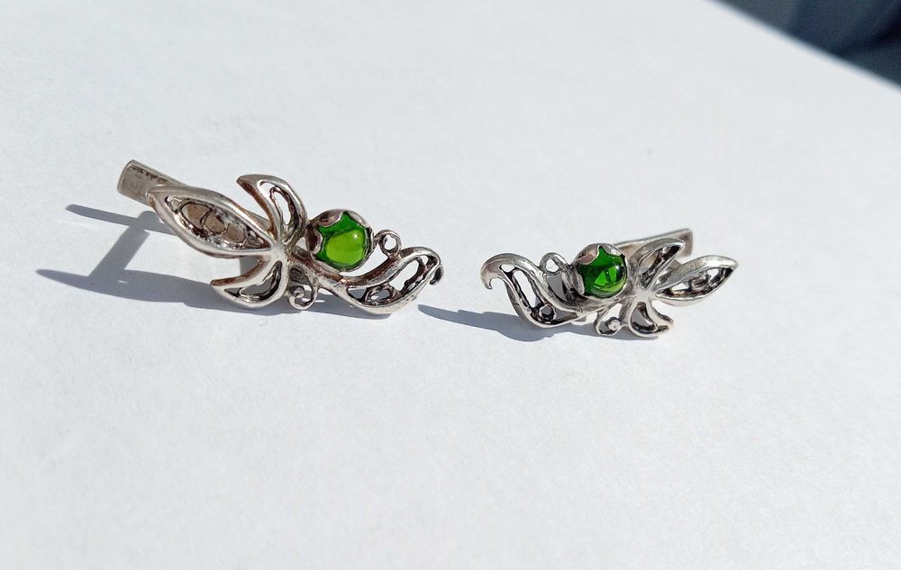 Вінтажні срібні сережки. Зелений бурштин Срібло 875 проба. Зірка. СССР