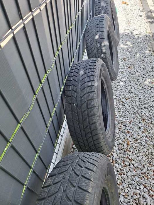 Opony zimowe Hankook Winter icept RS 205/70 R15