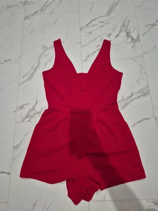Krótki Czerwony kombinezon Tally Weijl