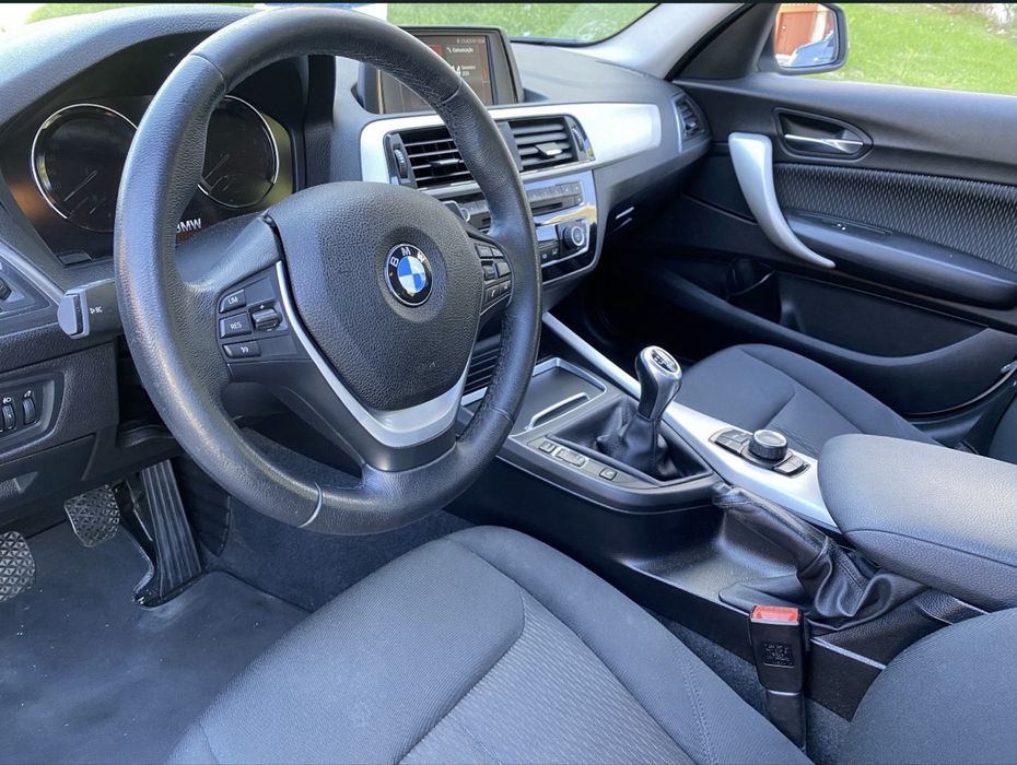 BMW 118 I advantage 2018 — photo 4