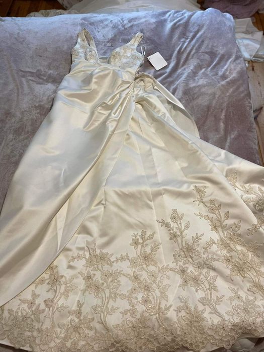 Sukienki ślubne nowe