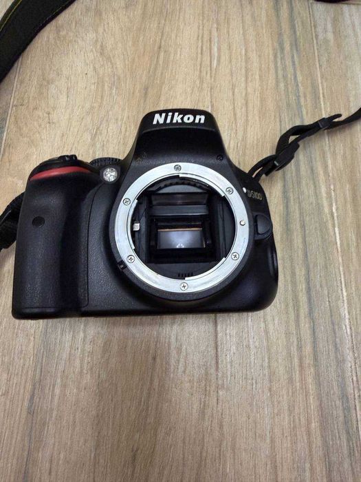 Продам фотоаппарат Nikon 5100