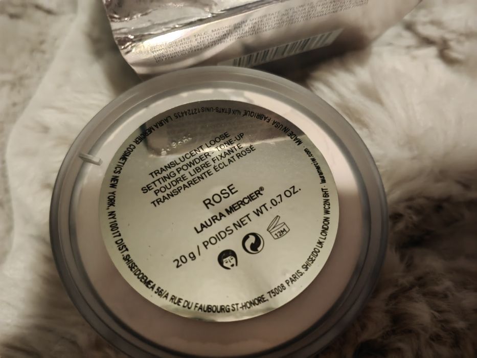 puder Laura Mercier