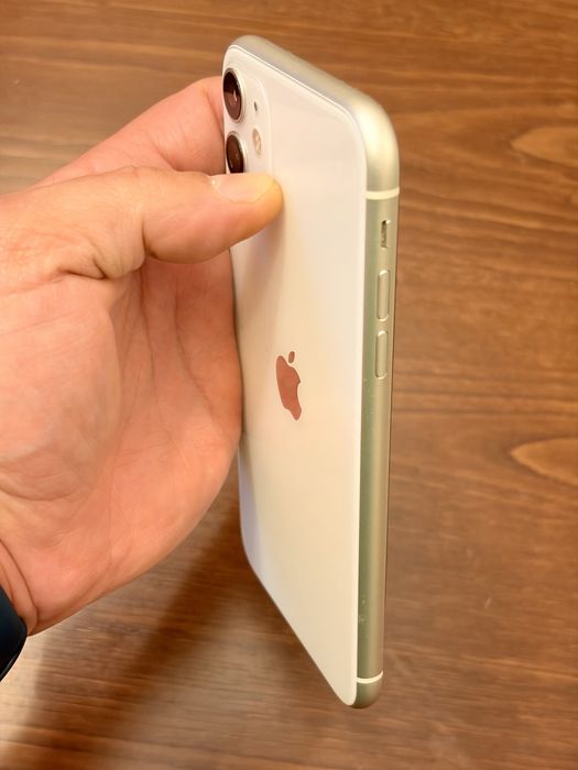 iPhone 11 64 GB como NOVO