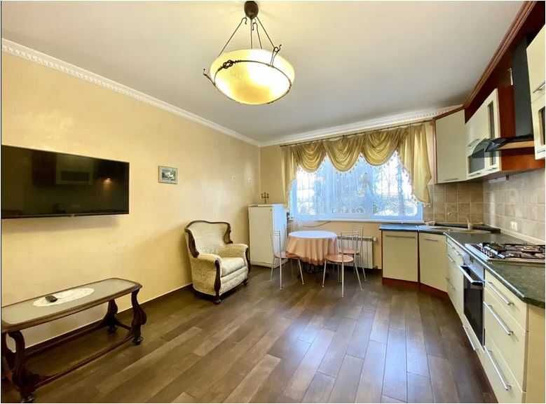 9 фонтана, ул. Толбухина, подвал, бонусом гостевой домик по типу 1 ком квартиры