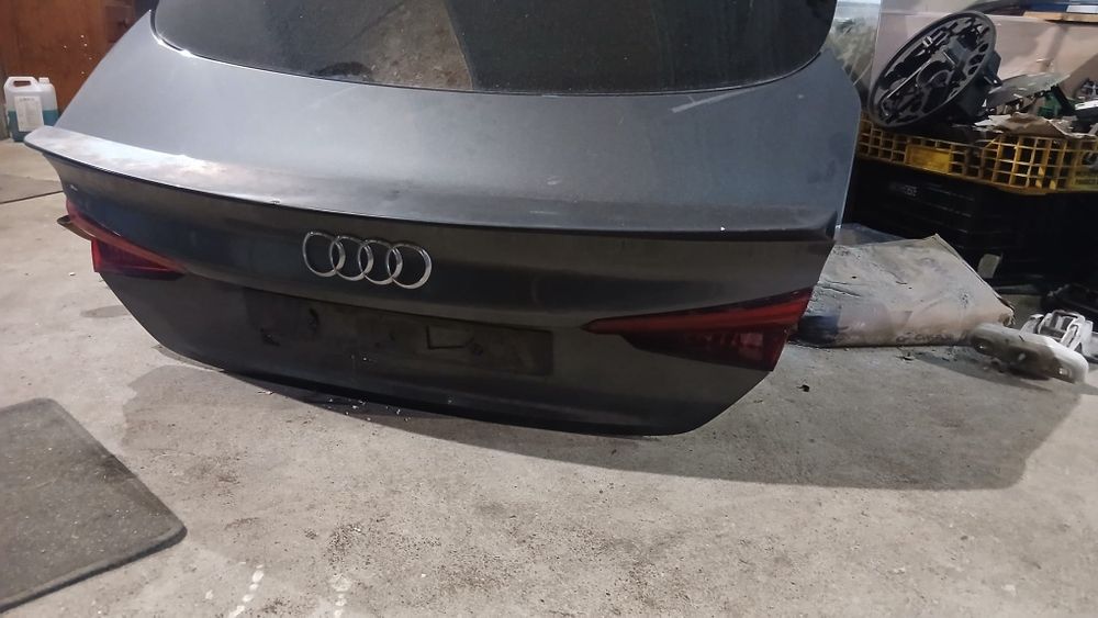 Tampa da mala audi A5 sportback Sline