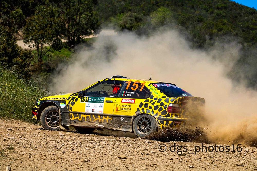 BMW Compact competições