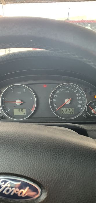 Mondeo SW Guia 2003 caixa 6 velocidades