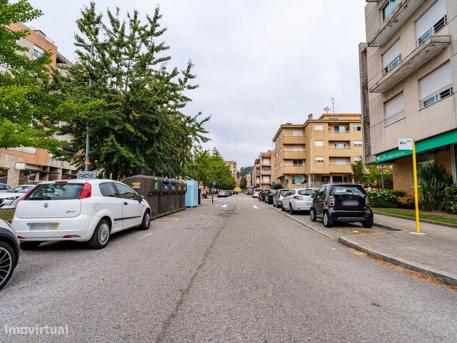 Apartamento T1+1 em Alfena