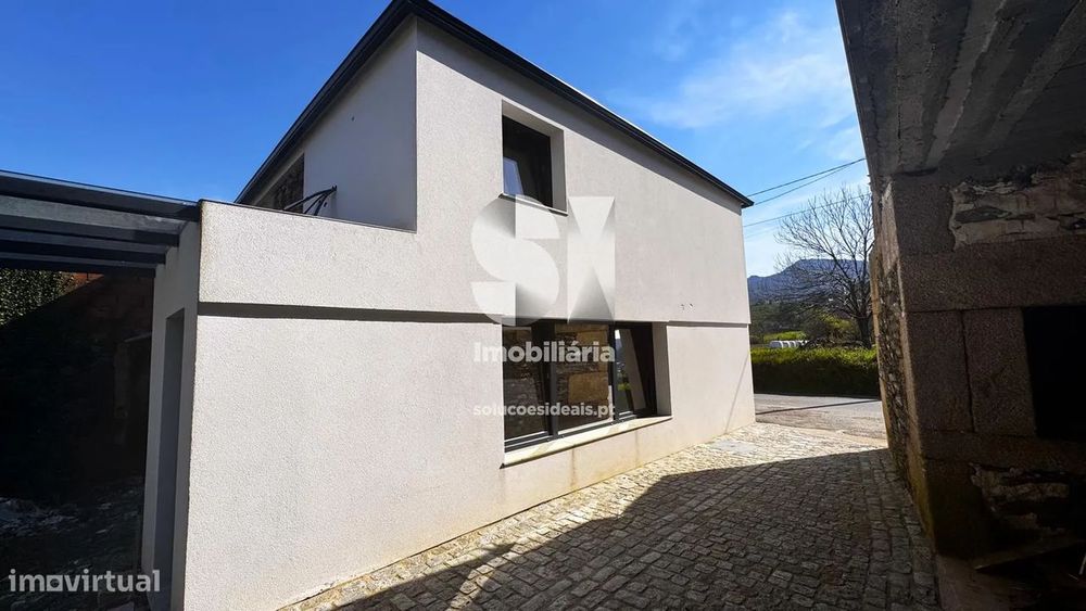Moradia Geminada T2