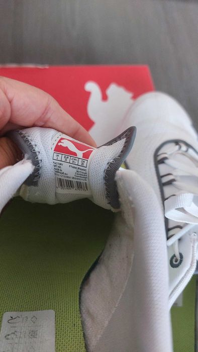 Футзалки - Кросівки Puma, білі (25 см, р.39). Оригінал
