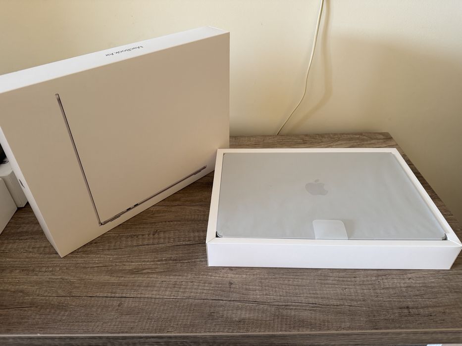 MacBook Air 15 M5 16/512GB NOVO