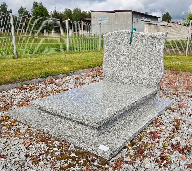 Nagrobek granitowy, pomnik granitowy