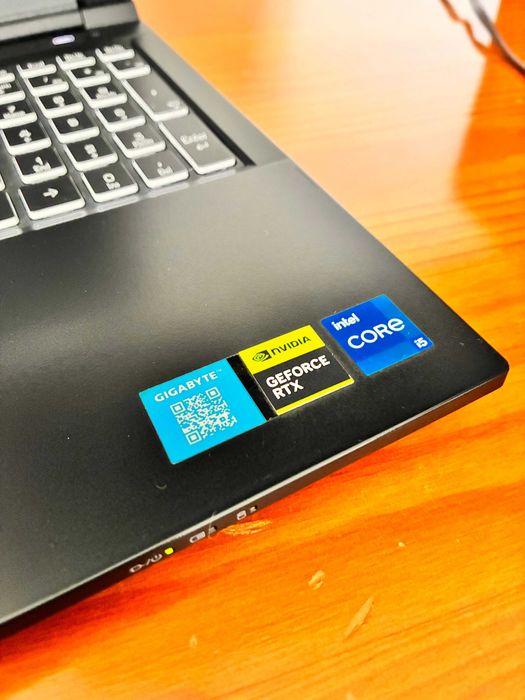 Gigabyte KF5 Gaming Laptop [Windows 11 Pro + Office]64553185074689122