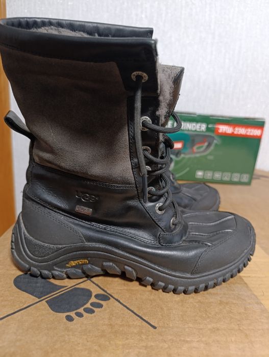 Зимові черевики ugg